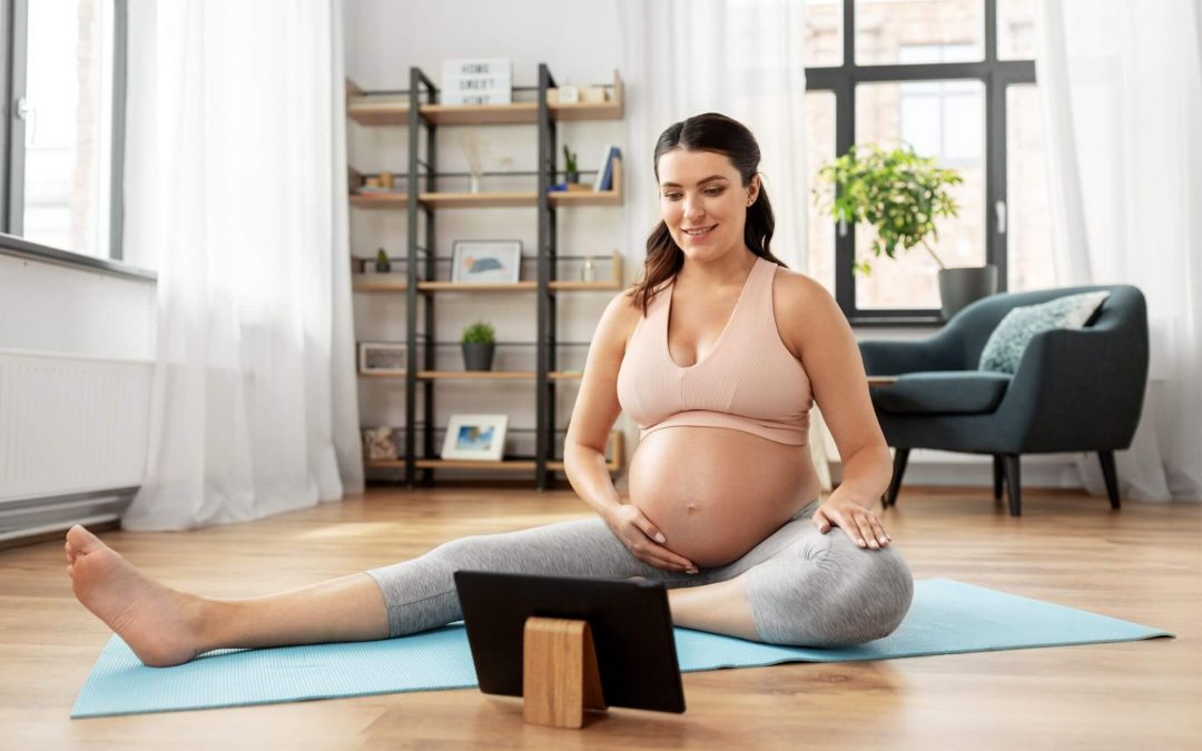 Joga w ciąży – na żywo czy online?